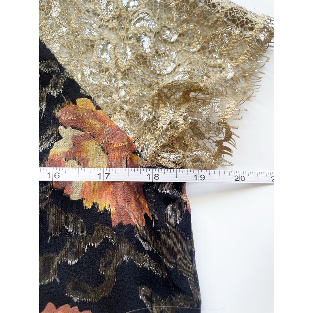 HD in Paris Anthro Disa Floral Short Sleeve Silk and Lace Whimsigoth Top Size 2 - Picture 7 of 8